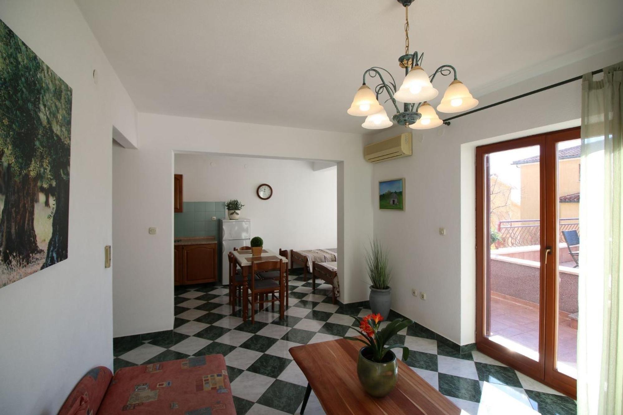 Apartments With A Parking Space Rabac, Labin - 7429 部屋 写真